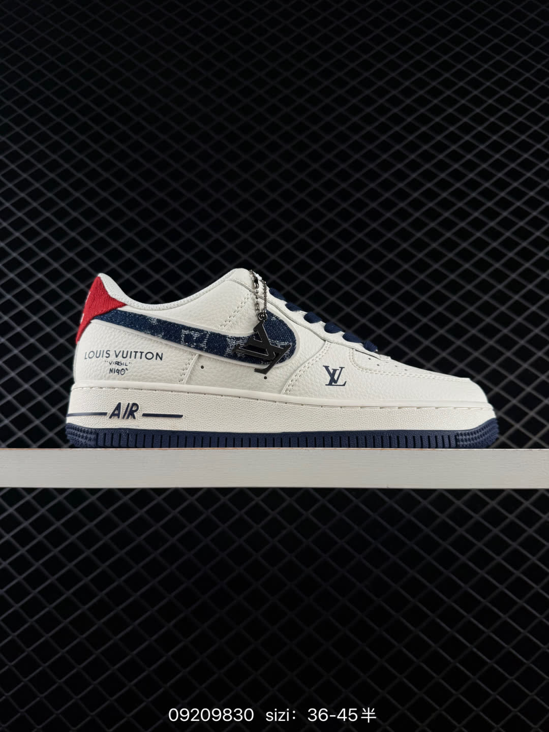 NIKE AIR FORCE 1 NIKE AIR FORCE 1